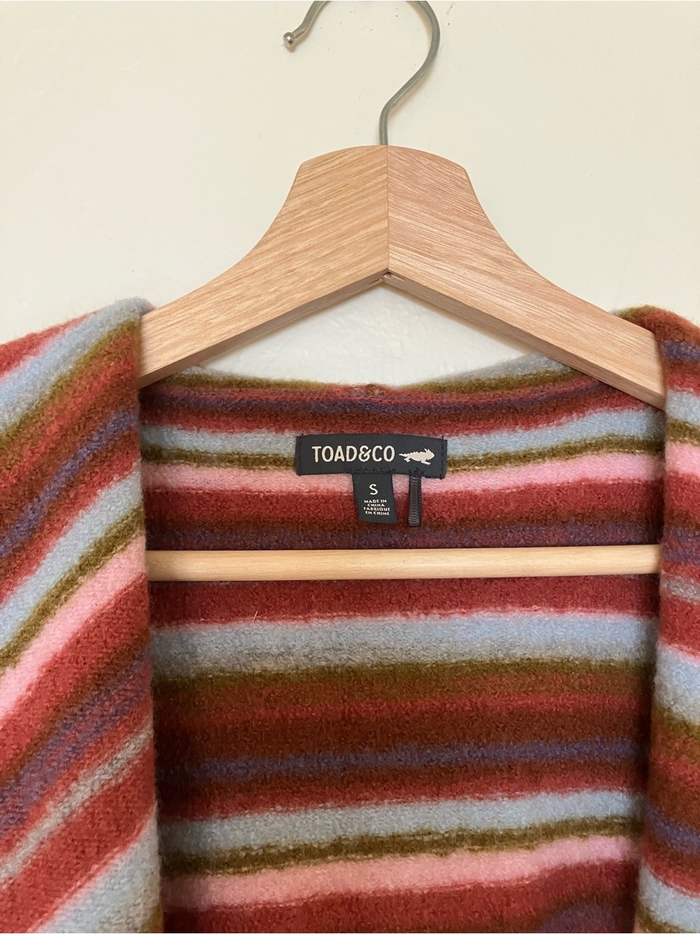 PRICE FIRM Toad&Co Heartfelt Hoodie in Cedar Stripe - Picture 4 of 6
